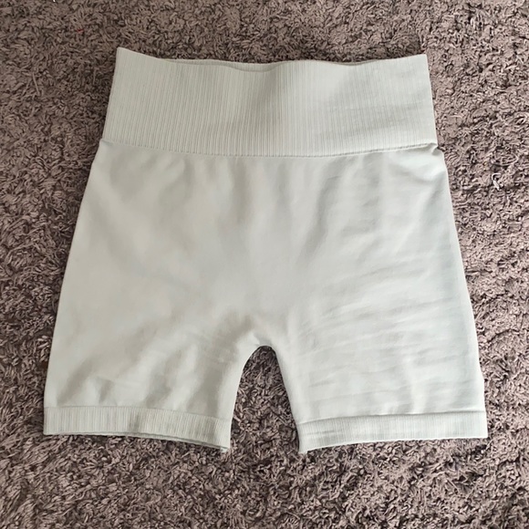 Nikibiki Pants - Biker Shorts